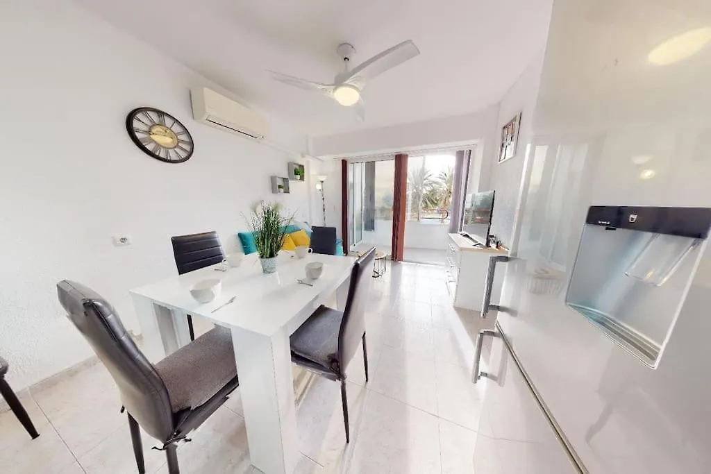 Apartment Appartement 60 M2,Piscine, Commerce Roses Spain