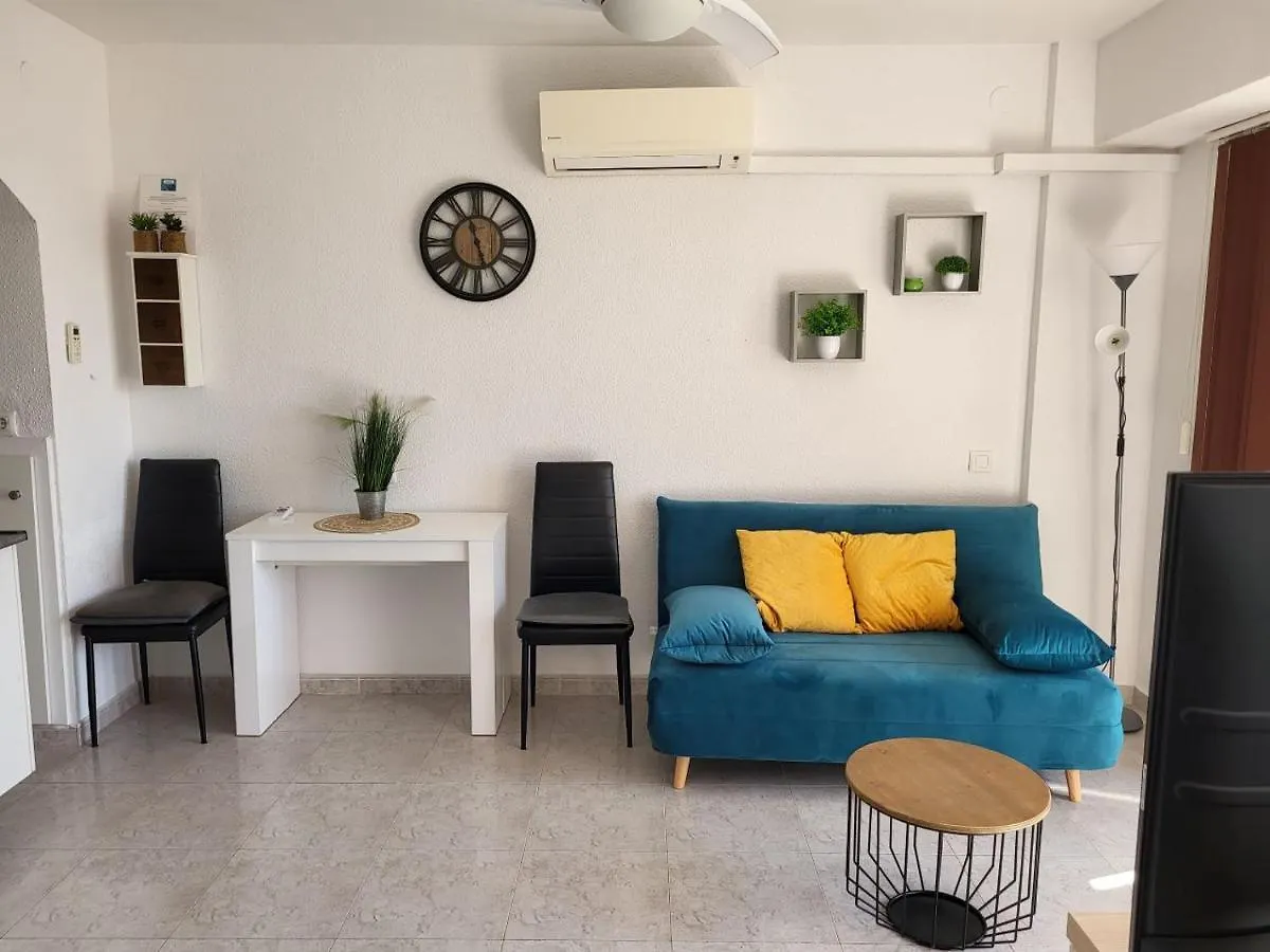 Appartement 60 M2,Piscine, Commerce Roses 0*,  Spain
